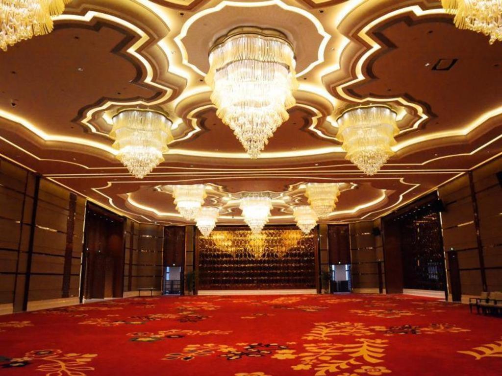 Wyndham Grand Plaza Royale Xianglin Shaoyang Hotel Exterior photo