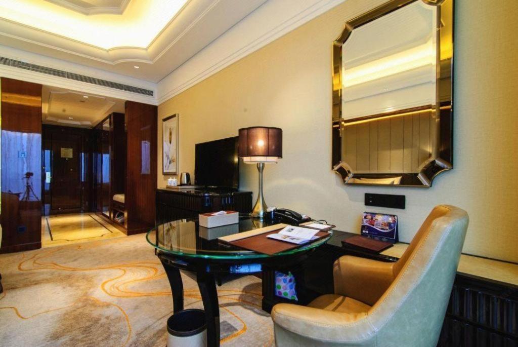 Wyndham Grand Plaza Royale Xianglin Shaoyang Hotel Exterior photo