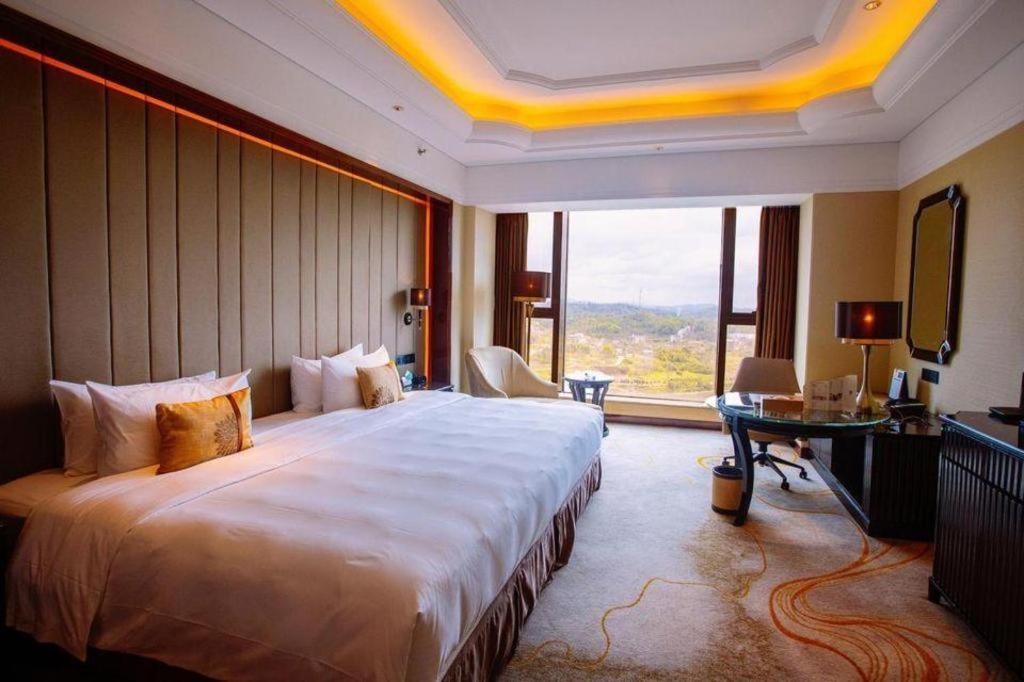 Wyndham Grand Plaza Royale Xianglin Shaoyang Hotel Exterior photo